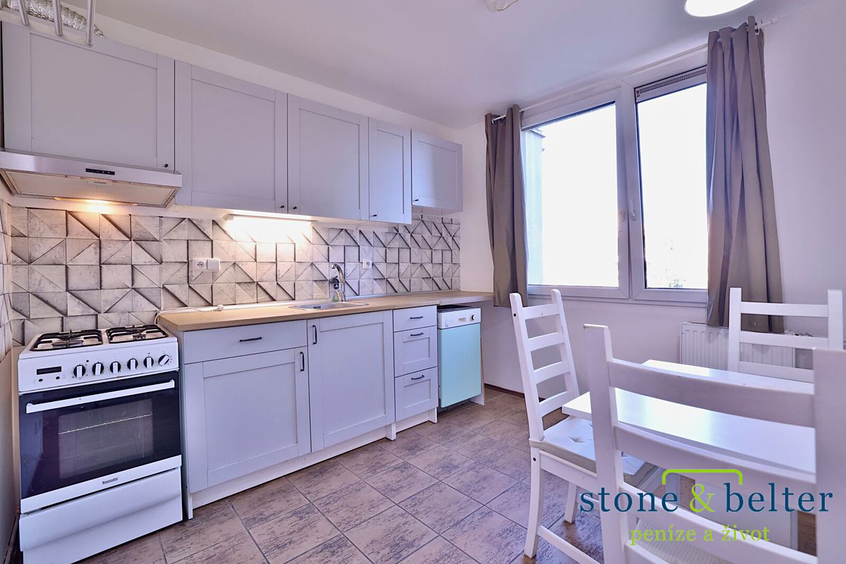 Pronájem bytu 2+1 55 m² – fotografie 5