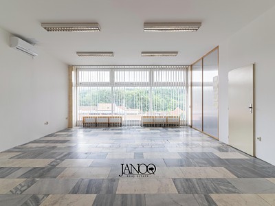 Pronájem kanceláře 87 m²