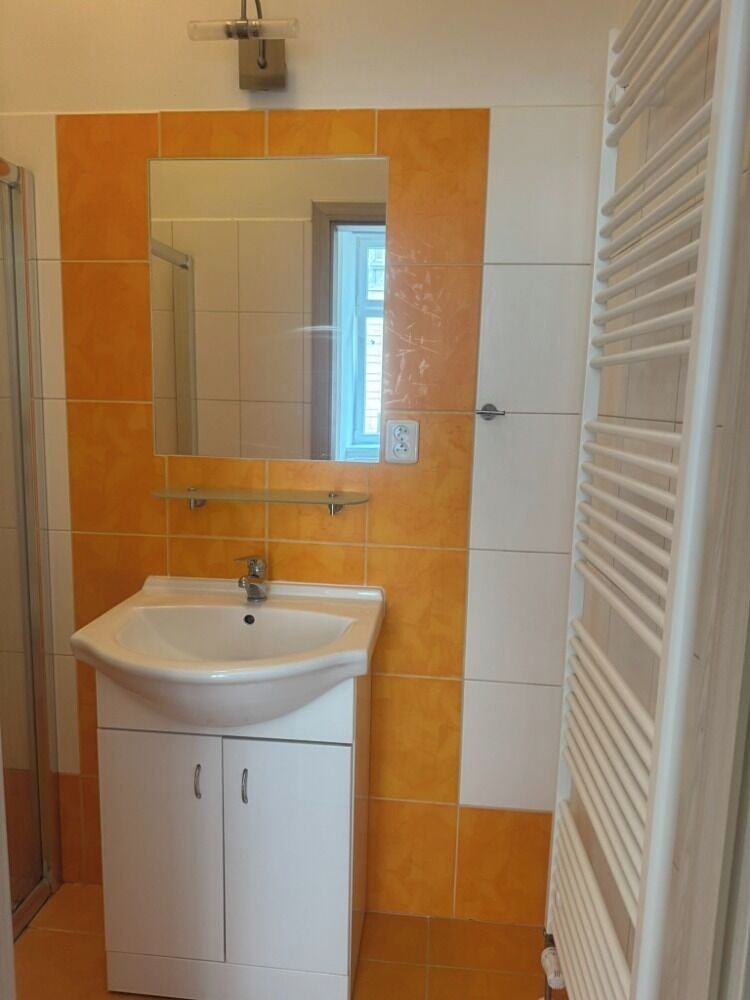 Pronájem bytu 2+kk 45 m² – fotografie 4