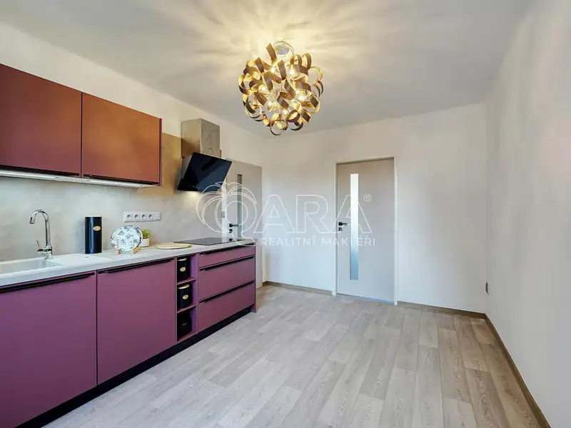 Prodej bytu 2+1 60 m², Strakonice – náhled fotky 3