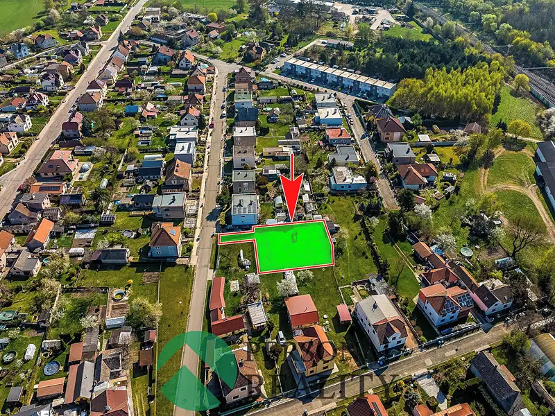 Prodej stavebního pozemku 766 m², Řečany nad Labem – náhled fotky 1