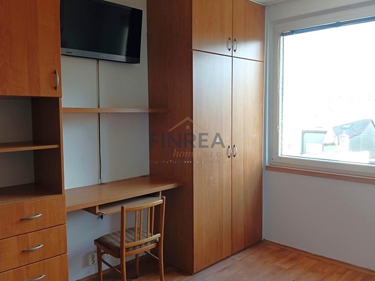 Квартира 1+kk в оренду, 19 м² (6 з 10)