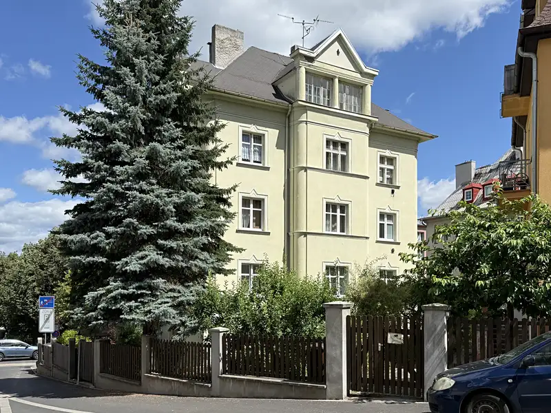 Prodej bytu 2+1 68 m², Karlovy Vary – náhled fotky 3