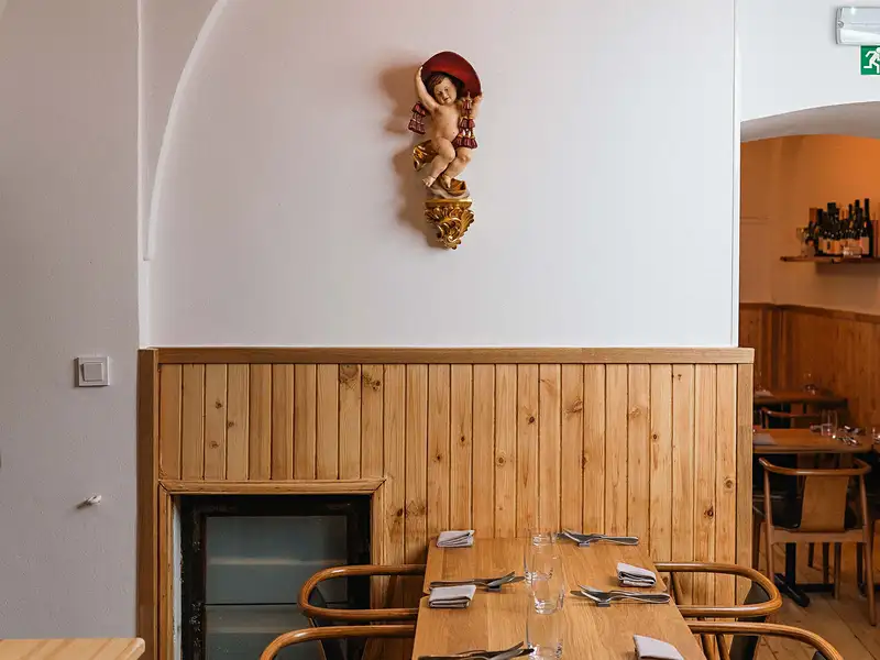 Pronájem restaurace 110 m², Praha – náhled fotky 3