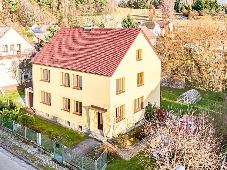 Будинок на продаж, 220 м² (2 з 35)