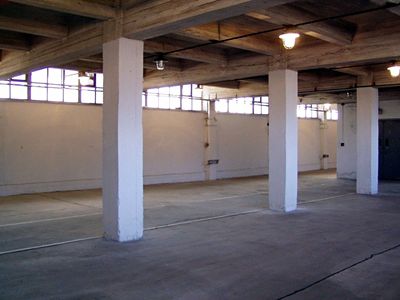 Pronájem skladového prostoru 890 m²