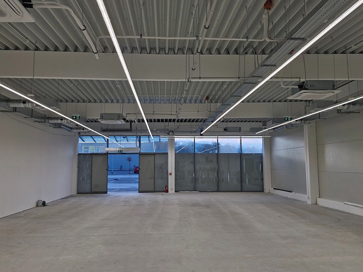 Pronájem komerčního prostoru, 300 m² (3 z 4)