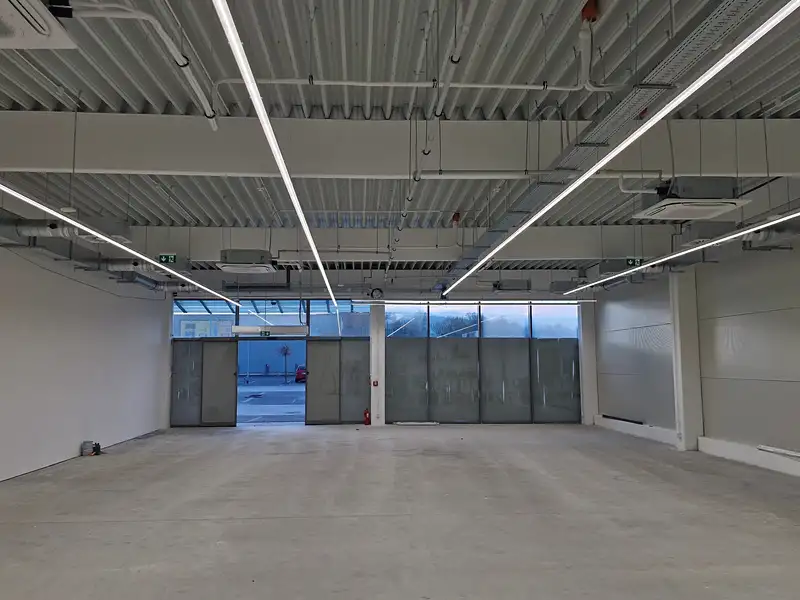 Pronájem obchodního prostoru 300 m², Jablunkov – náhled fotky 3