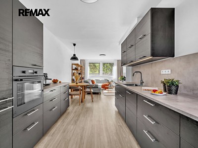 Квартира 4+kk на продаж, 97 м² (3 з 34)
