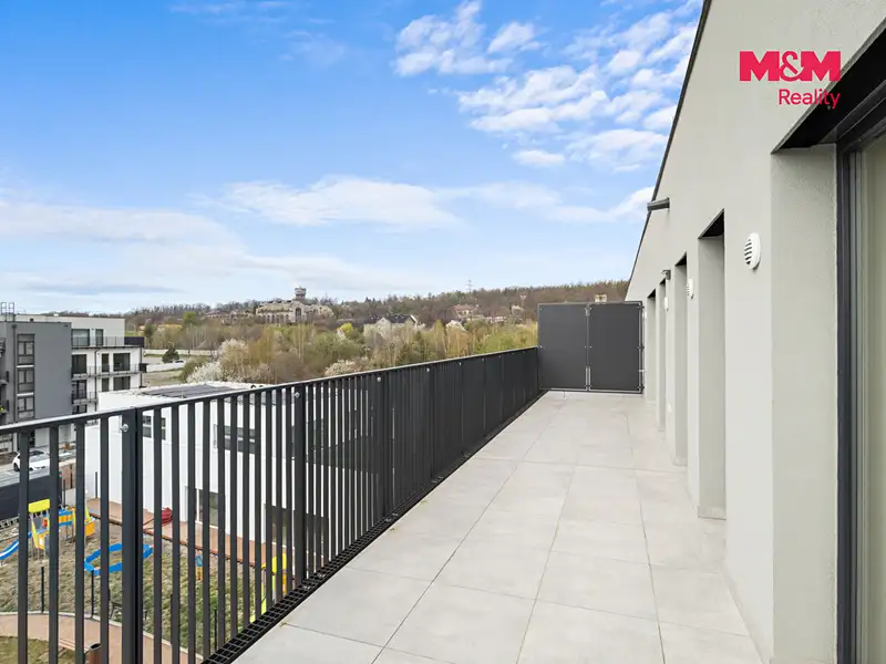 Prodej bytu 4+kk 87 m², Kladno – náhled fotky 2