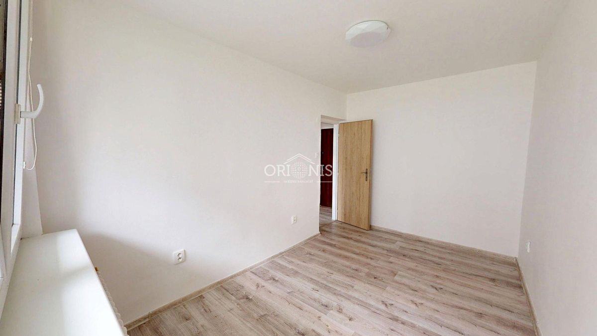 Pronájem bytu 2+1 44 m² – fotografie 5