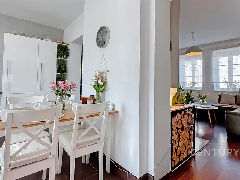 Prodej rodinného domu 216 m², pozemek 192 m², Znojmo – náhled fotky 2