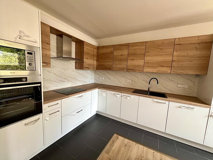 Квартира 4+1 в оренду, 100 м² (1 з 11)