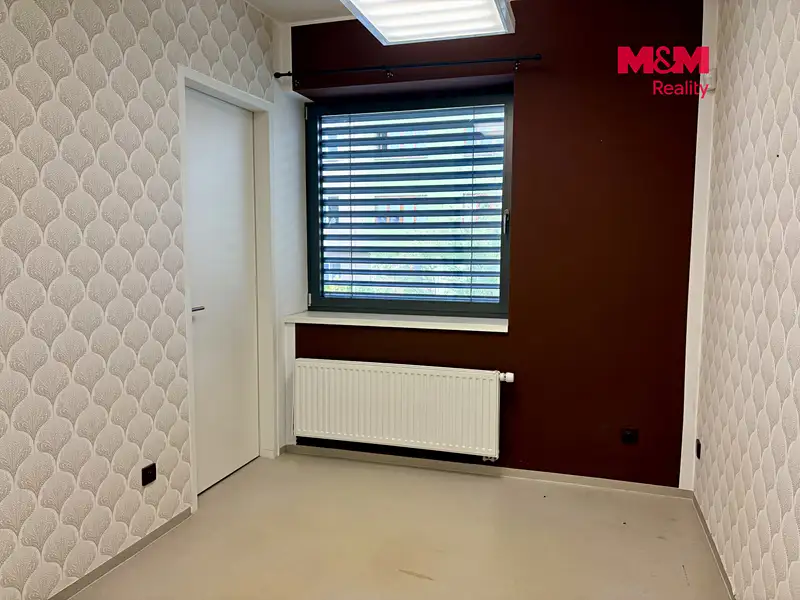 Pronájem obchodního prostoru 10 m², Pardubice – náhled fotky 3