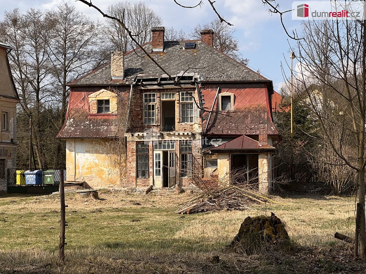 Prodej vily 349 m², pozemek 796 m² – fotografie 4