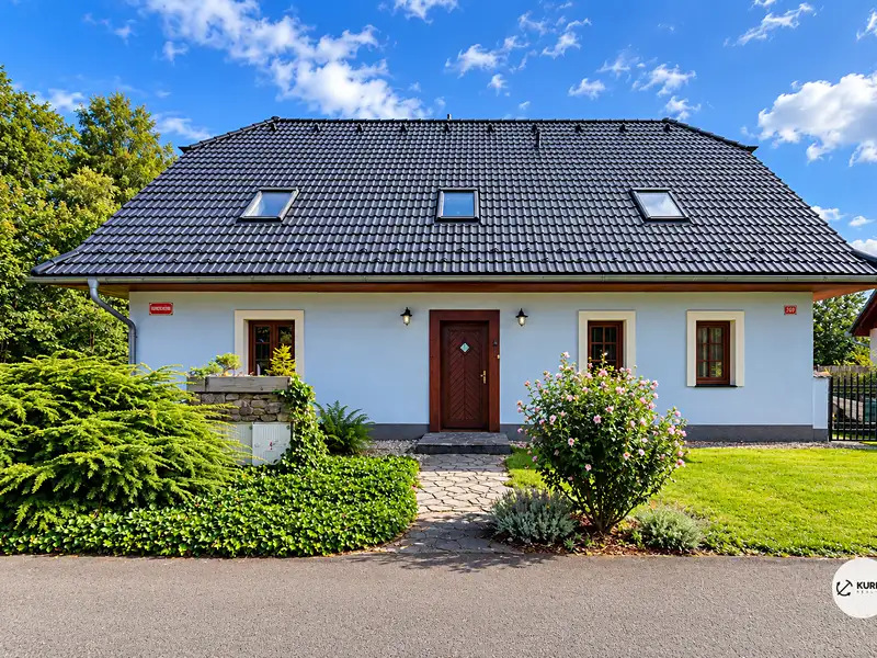 Prodej rodinného domu 184 m², pozemek 1428 m², Frýdlant nad Ostravicí – náhled fotky 2