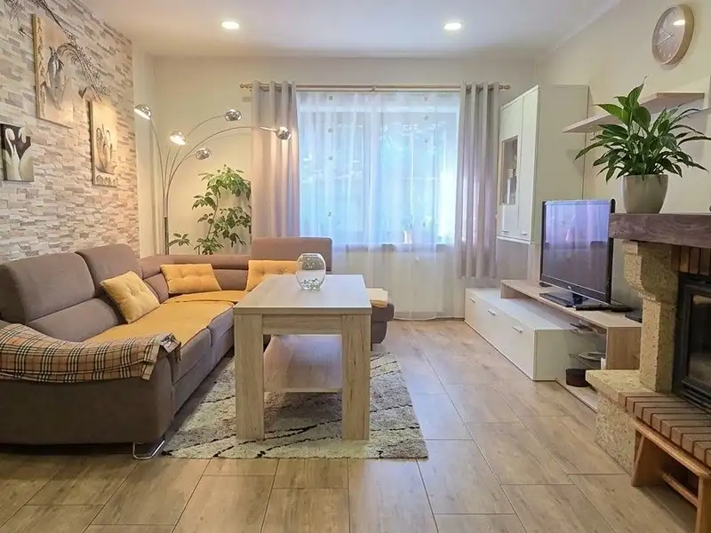 Prodej rodinného domu 165 m², pozemek 932 m², Tachov – náhled fotky 3