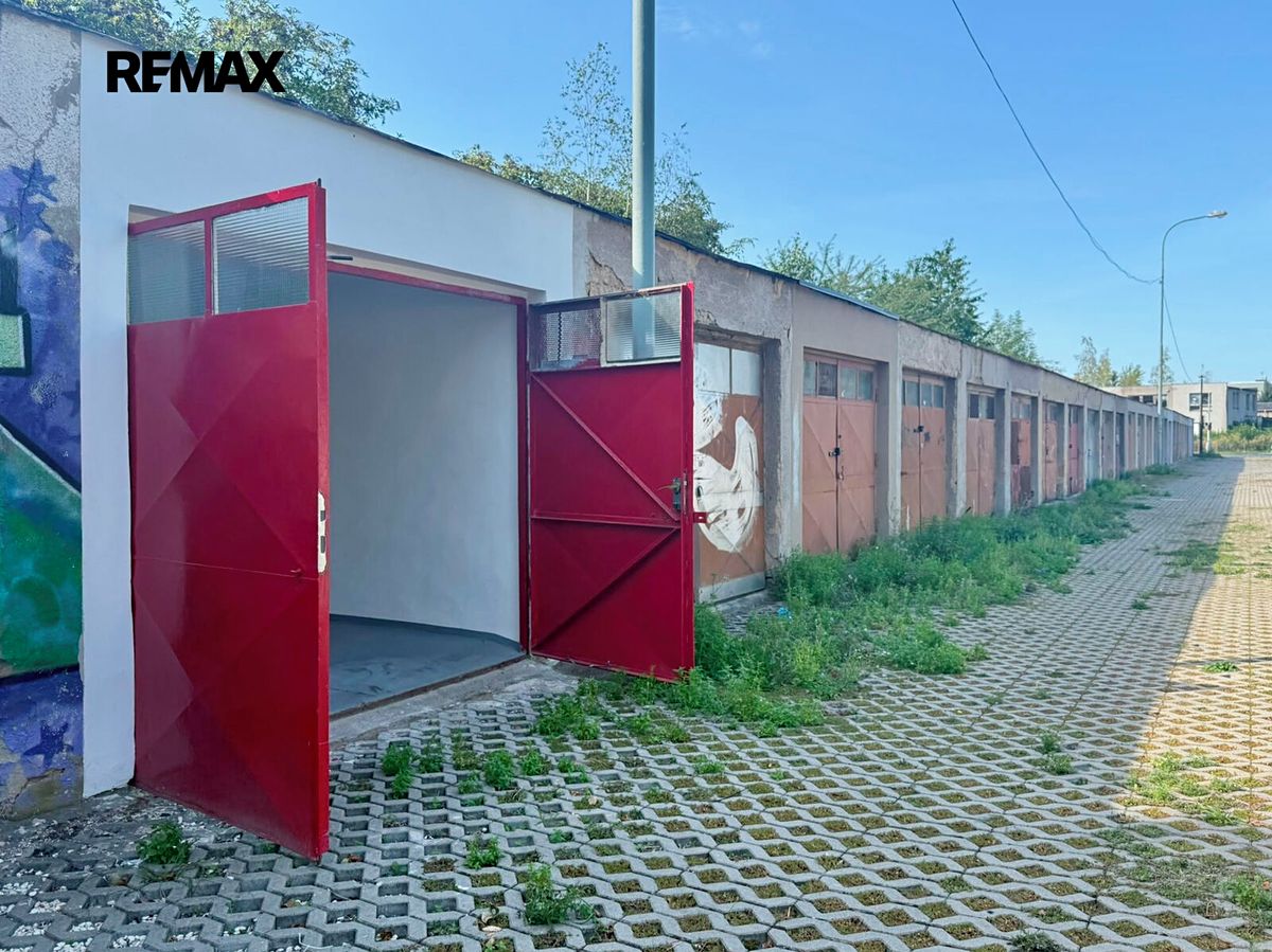 Pronájem garáže 17 m²