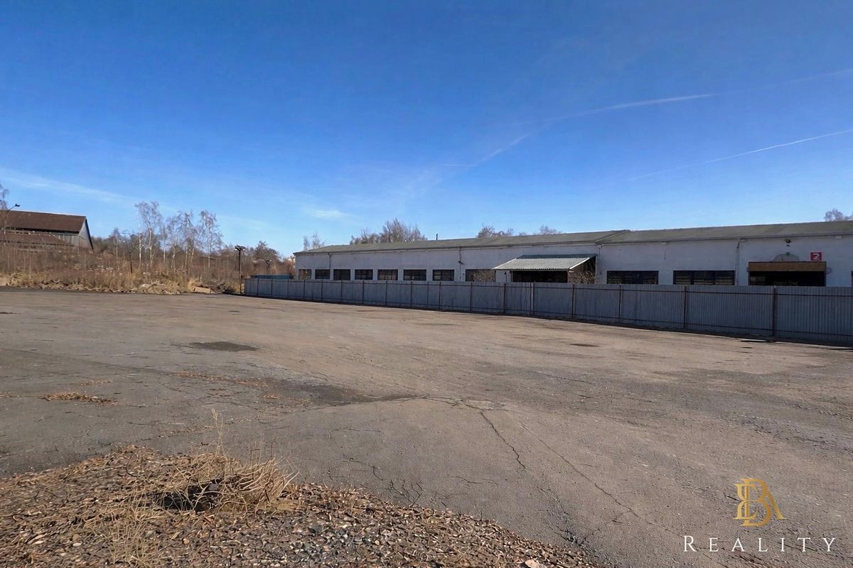 Prodej komerčního pozemku 5029 m²
