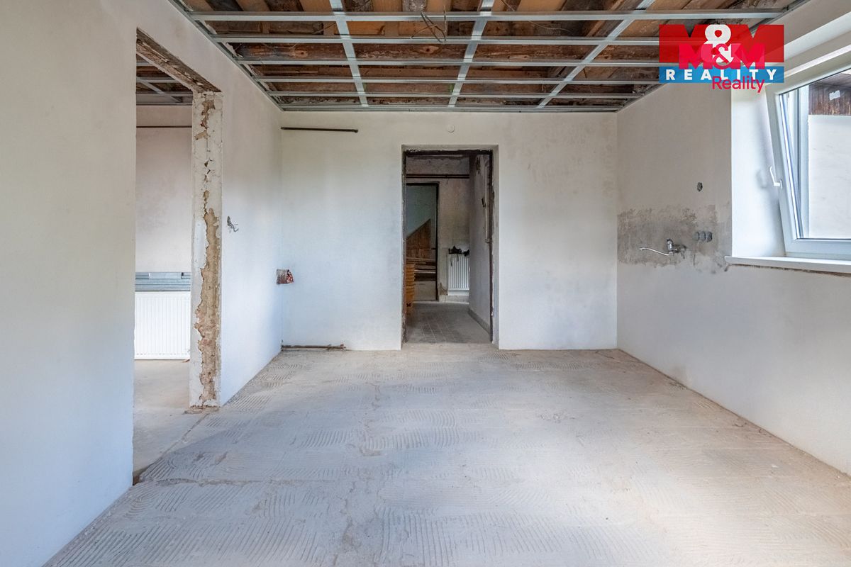Prodej chalupy 90 m², pozemek 918 m² – fotografie 2