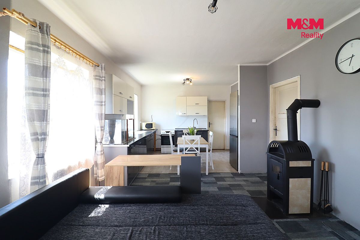 Prodej rodinného domu 155 m², pozemek 479 m² – fotografie 3