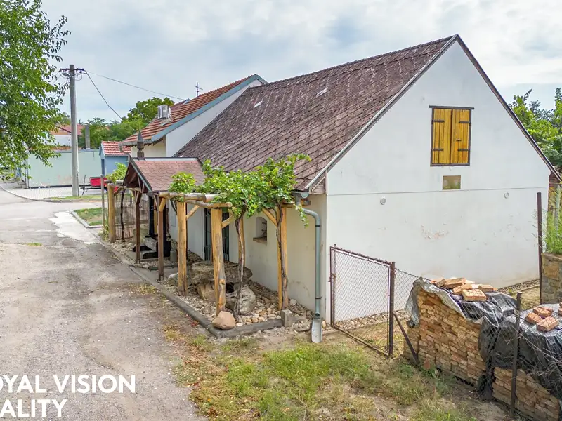 Prodej vinného sklepa 76 m², Březí – náhled fotky 2