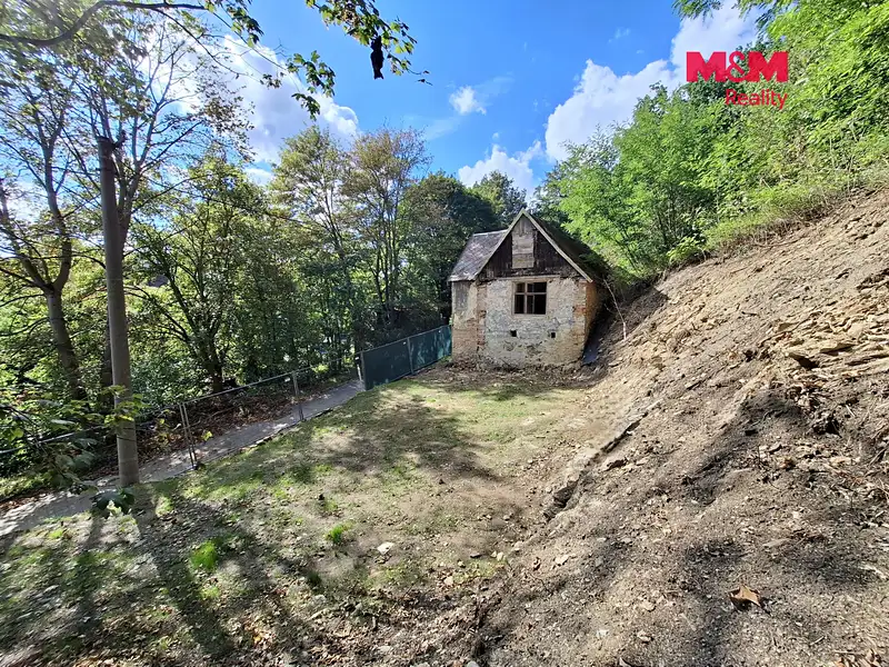 Prodej stavebního pozemku 360 m², Lomnice – náhled fotky 2