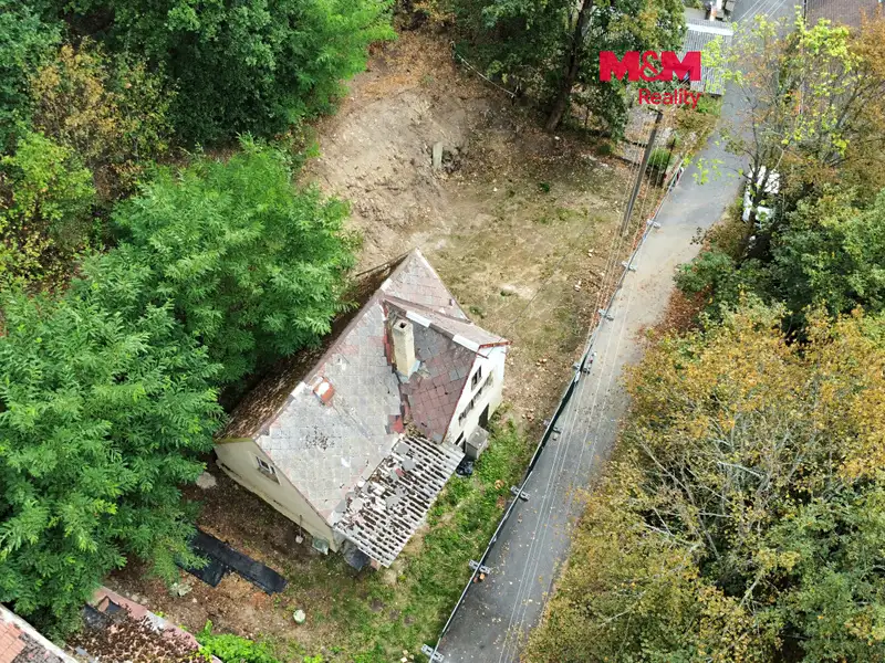 Prodej stavebního pozemku 360 m², Lomnice – náhled fotky 1