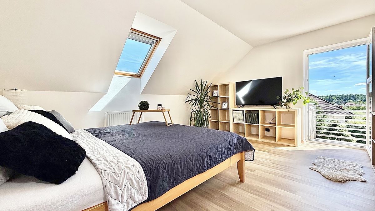 Prodej rodinného domu 263 m², pozemek 1012 m² – fotografie 5