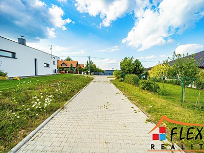 Prodej  stavebního pozemku 1 403 m²