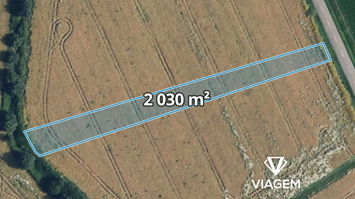 Prodej podílu 1/3 pole 676 m²
