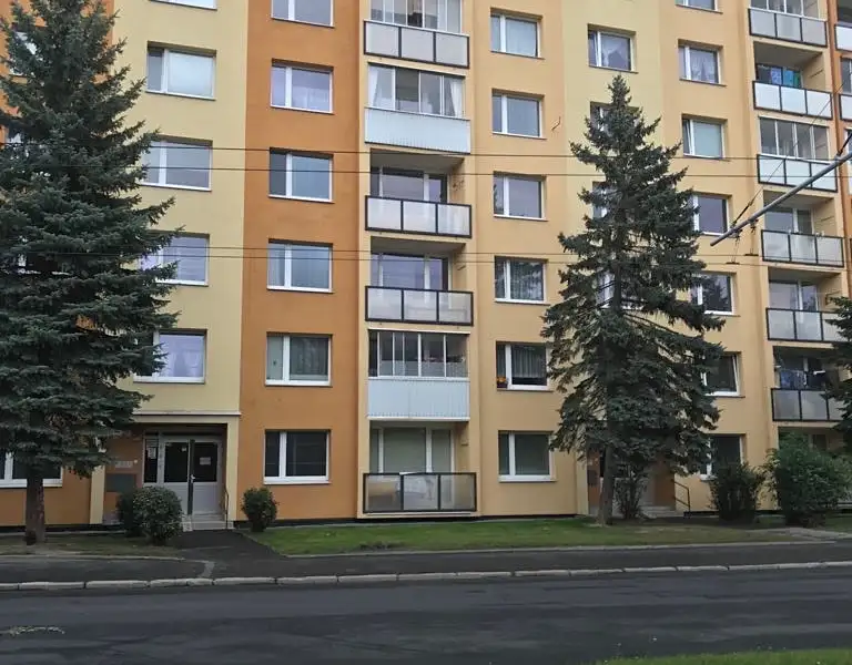 Prodej bytu 2+1 62 m², Chomutov – náhled fotky 1