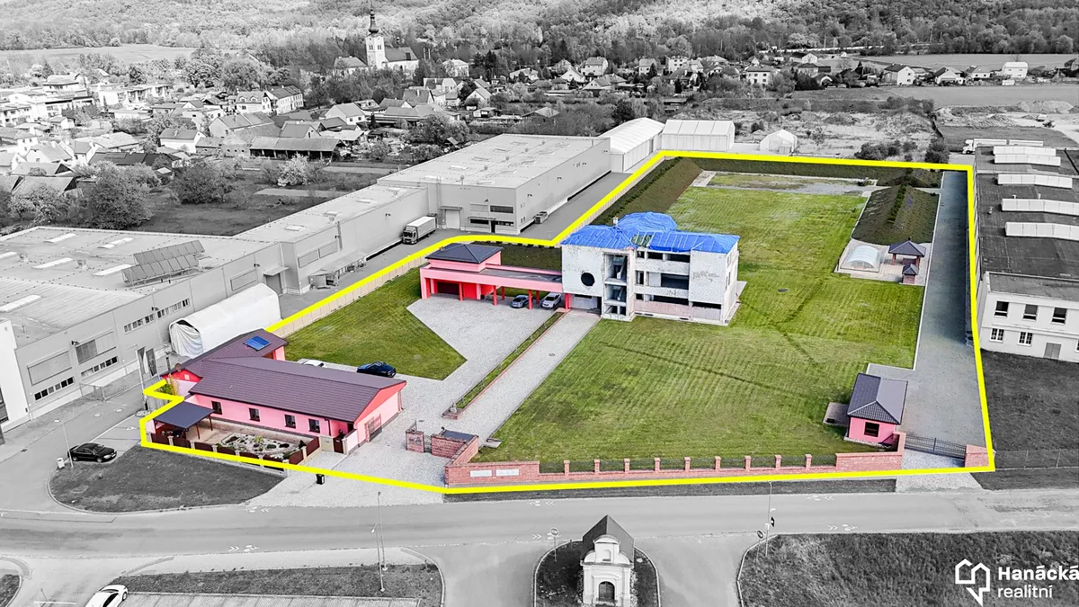 Prodej komerčního pozemku 13670 m²