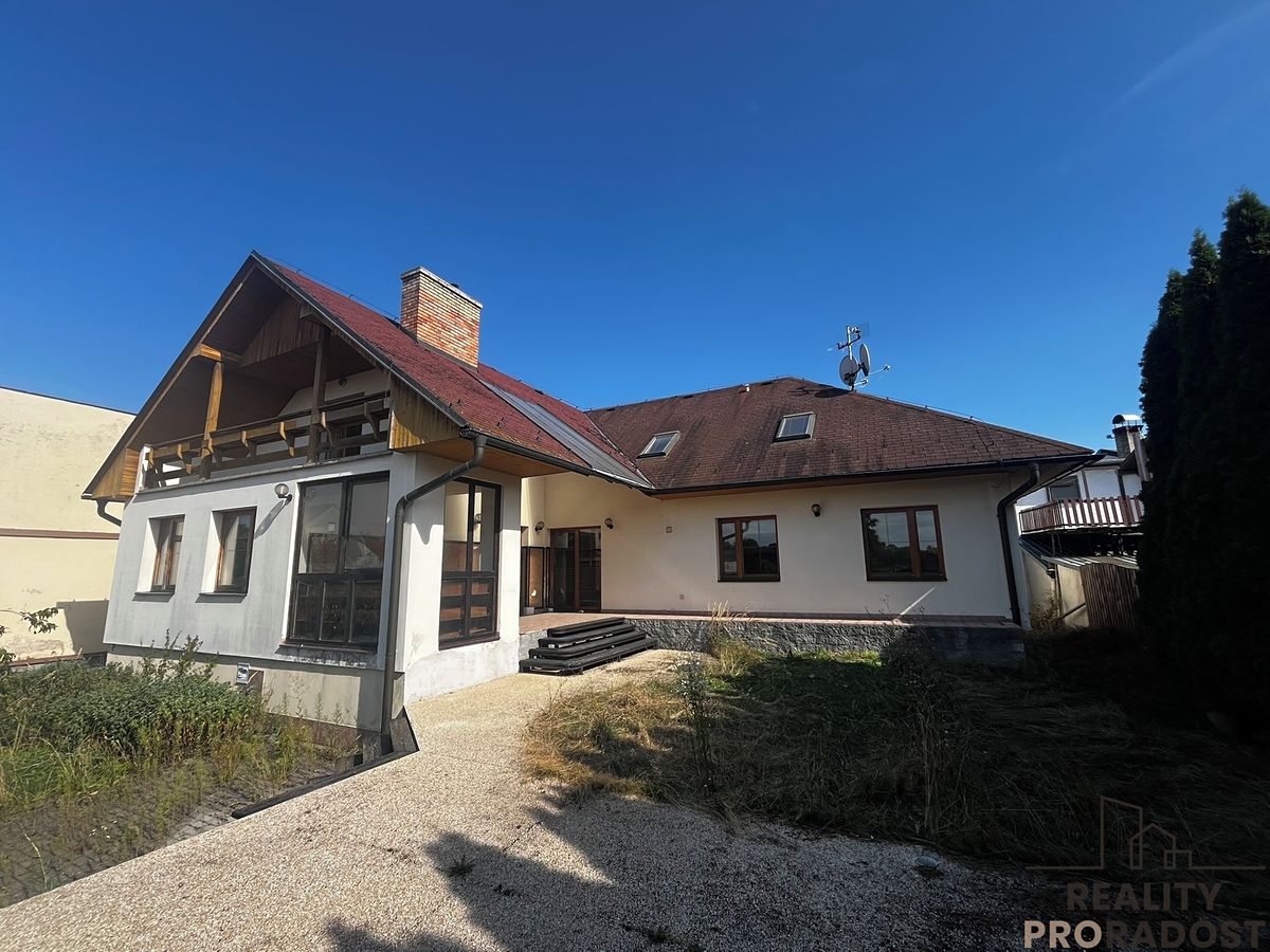 Prodej rodinného domu 160 m², pozemek 4055 m² – fotografie 3