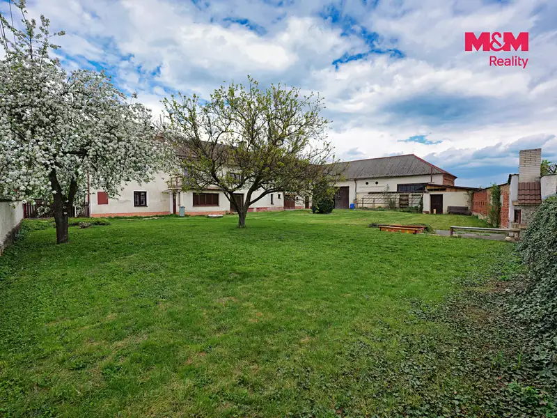 Prodej rodinného domu 170 m², pozemek 2299 m², Medlov – náhled fotky 2