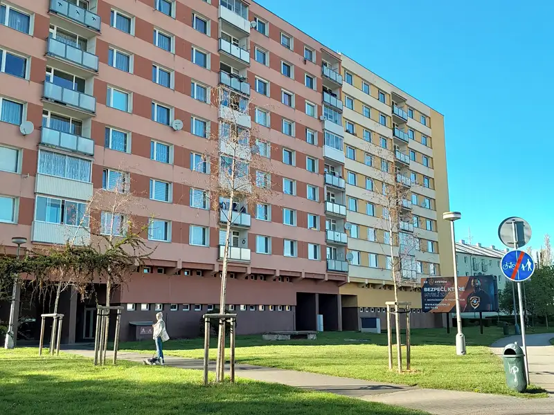 Prodej bytu 2+1 62 m², Chomutov – náhled fotky 1