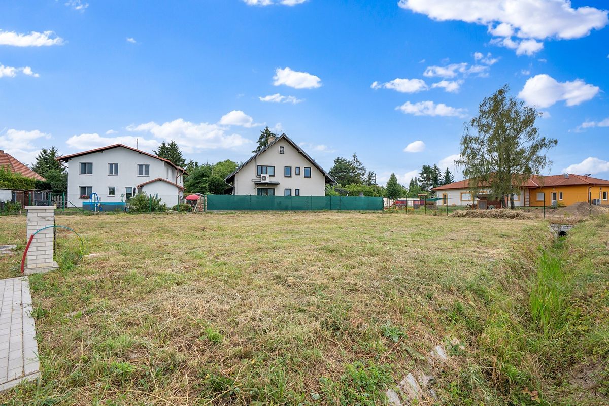 Prodej rodinného domu 106 m², pozemek 675 m² – fotografie 4