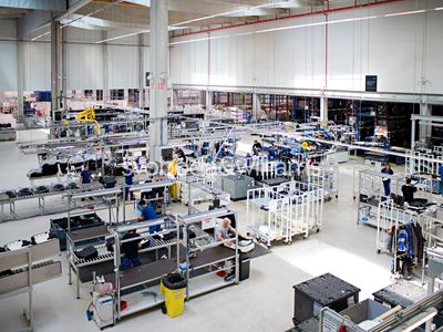 Pronájem výrobní haly, prostoru 3553 m²