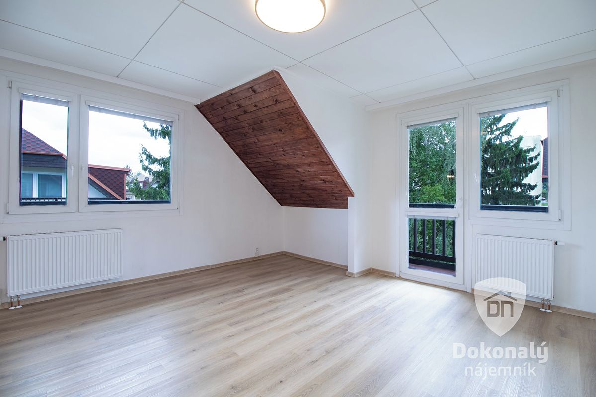 Pronájem bytu 3+kk 75 m² – fotografie 2