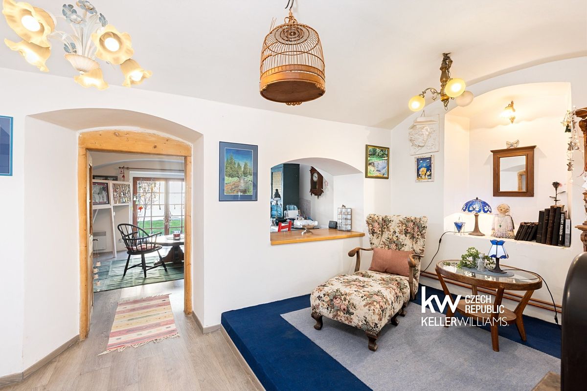 Prodej rodinného domu 201 m², pozemek 629 m² – fotografie 4