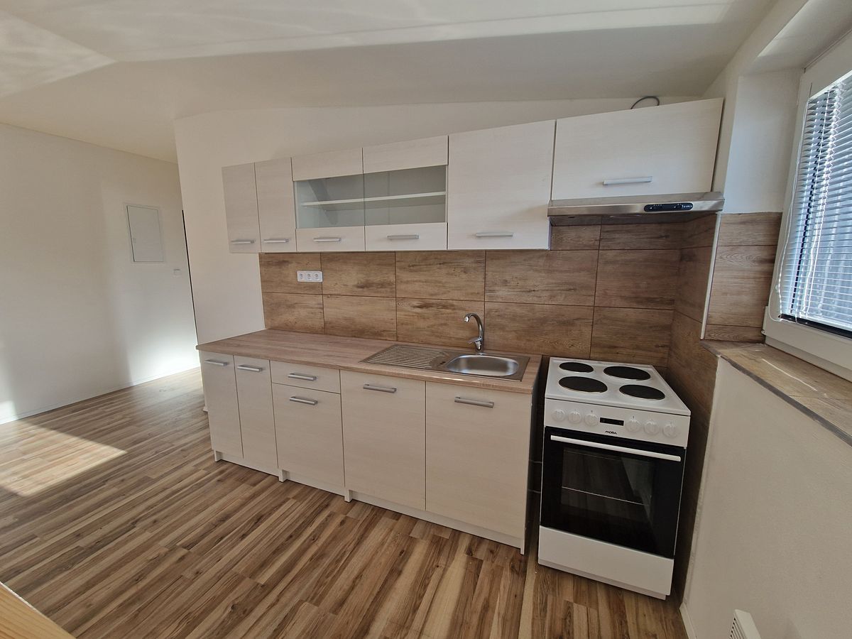 Pronájem bytu 2+kk 50 m²