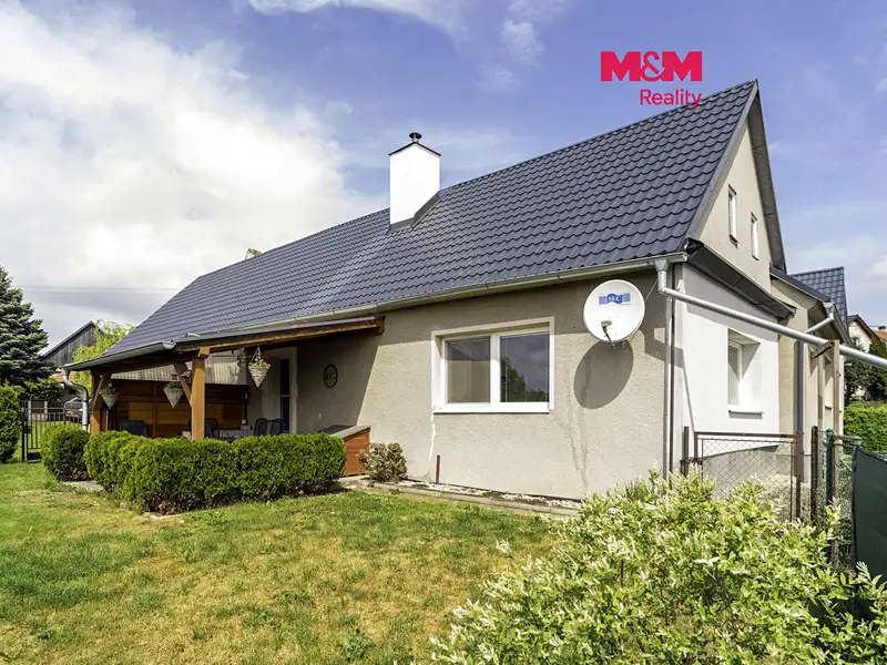 Prodej chalupy 120 m², pozemek 1065 m², Uhersko – náhled fotky 1