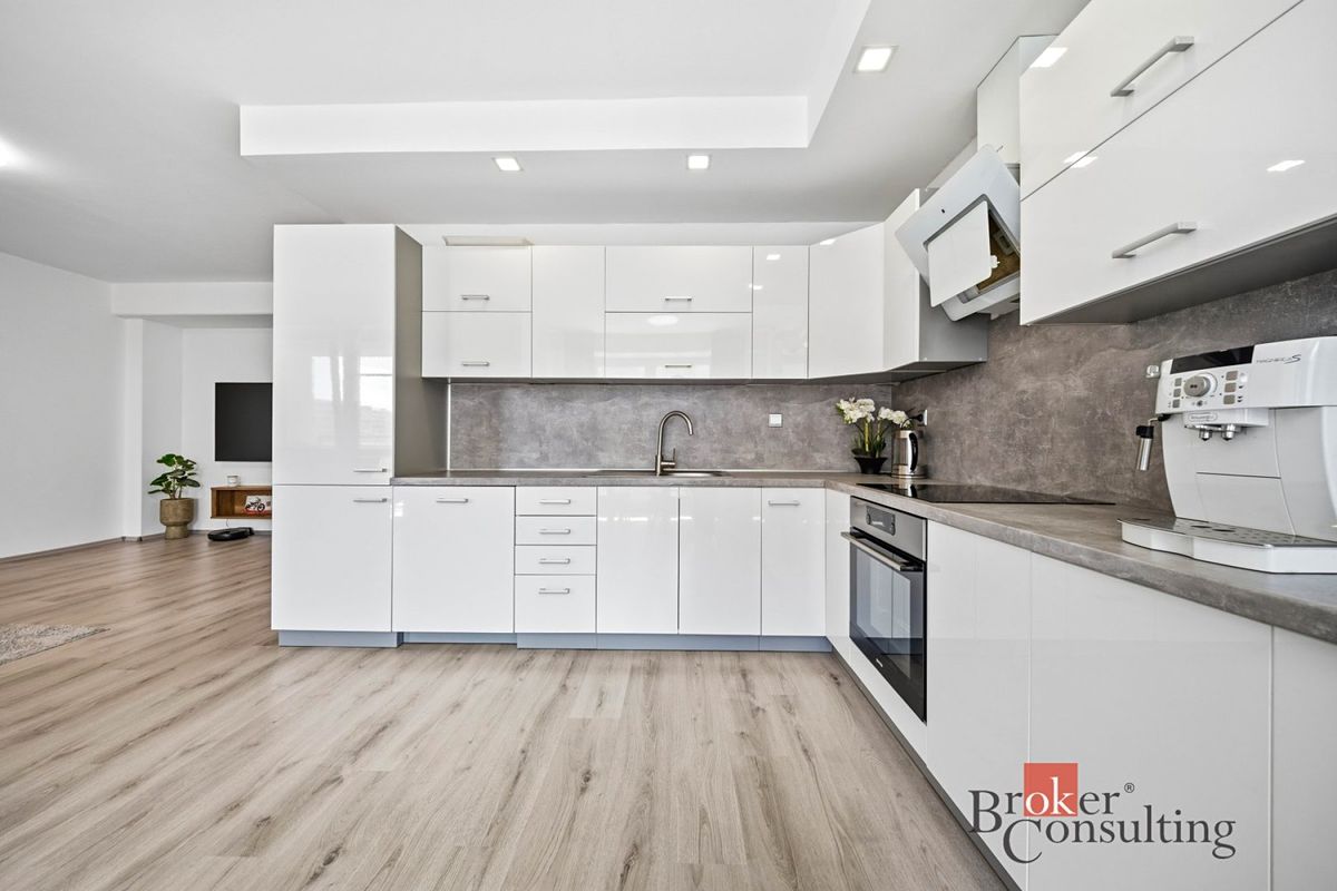 Prodej bytu 3+kk 103 m² – fotografie 3