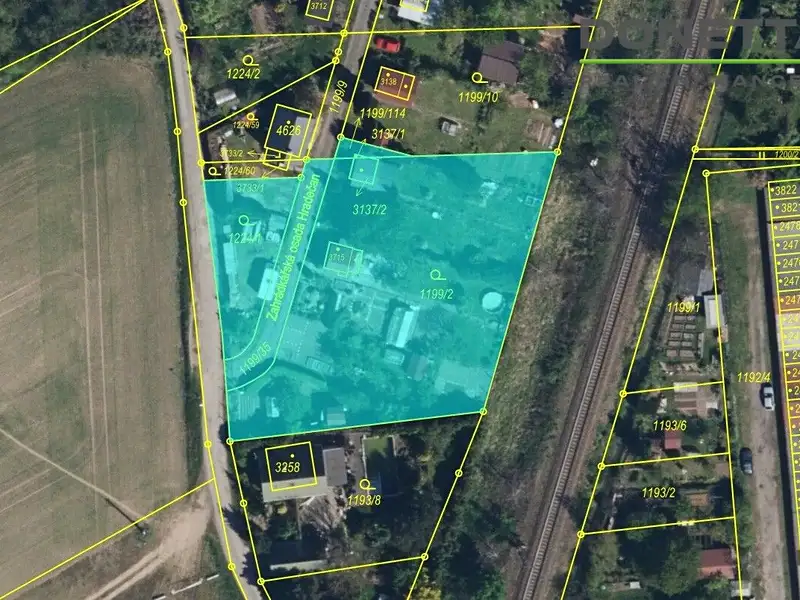 Prodej stavebního pozemku 2249 m², Hradec Králové – náhled fotky 1