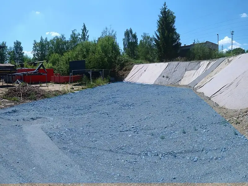 Pronájem komerčního pozemku 250 m², Benešov – náhled fotky 3