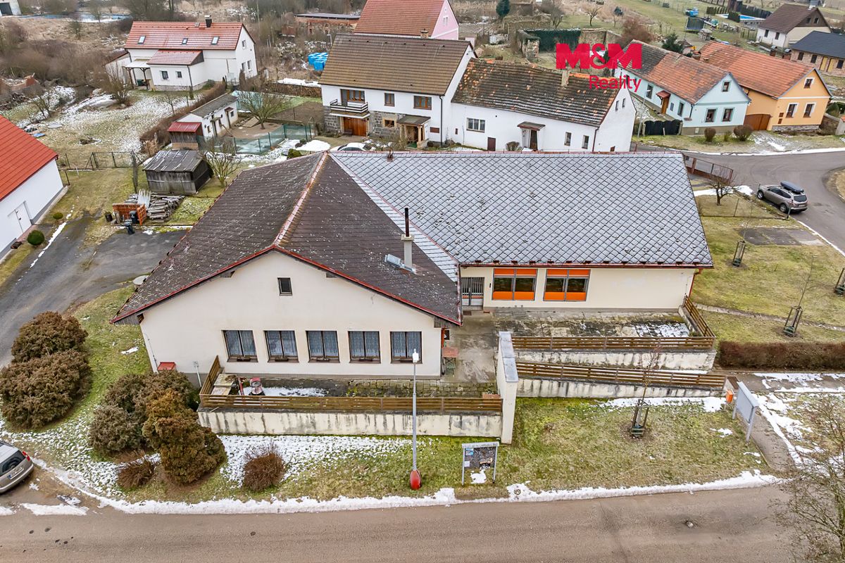 Prodej chalupy 345 m², pozemek 557 m², Kryry – fotka 1 z 3