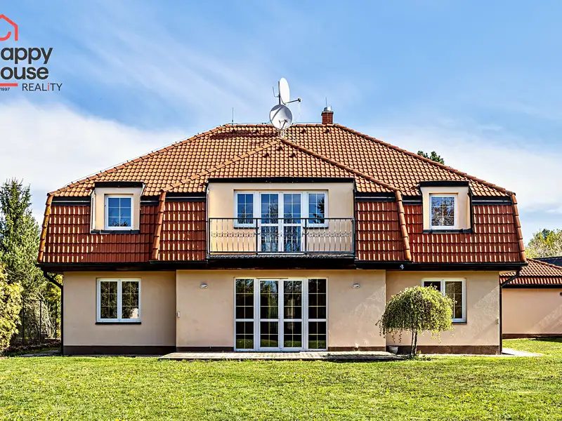 Prodej rodinného domu 287 m², pozemek 1324 m², Ořech – náhled fotky 3