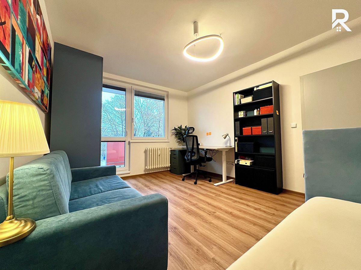 Pronájem bytu 1+1 33 m² – fotografie 2