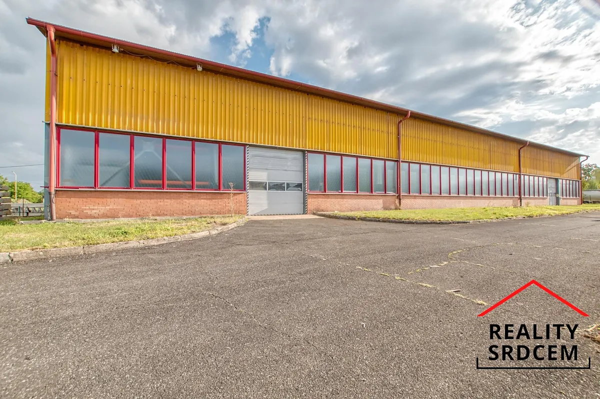Pronájem výrobní haly, prostoru 1566 m²