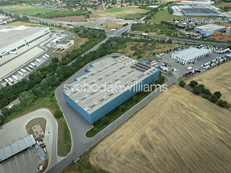 Pronájem skladového prostoru 7600 m², Kozomín – náhled fotky 3